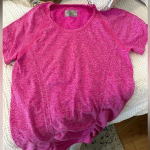 Athleta tshirt
